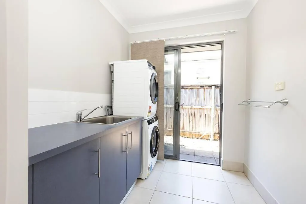 Family Paradise Elegant 4Br King Bed Heated Pool And Bbq Villa Trinity Beach 0*,  Australia