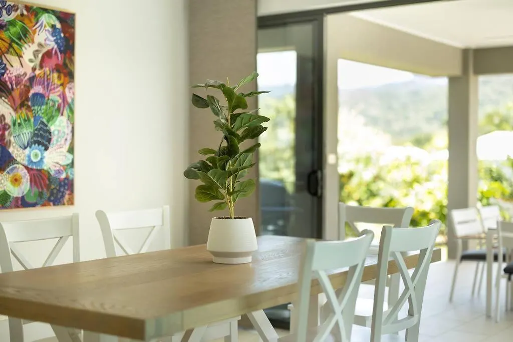 Family Paradise Elegant 4Br King Bed Heated Pool And Bbq Villa Trinity Beach Australia